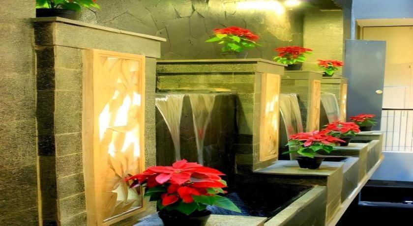 فندق لوتس سوبانج المظهر الخارجي الصورة