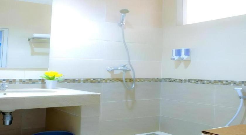 فندق لوتس سوبانج المظهر الخارجي الصورة